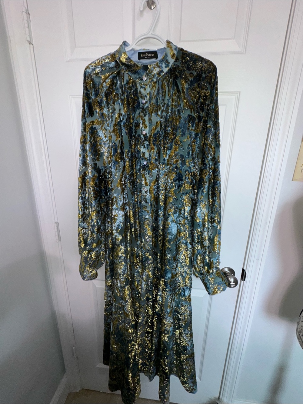 Boohoo Blue and Gold Metallic Long Sleeve Midi Dress - Velvet Floral